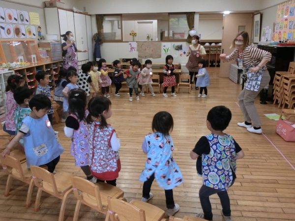 年少組　「英語の活動」　