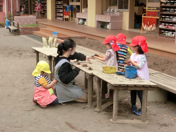 宝 仙 学園 安い 幼稚園 エプロン