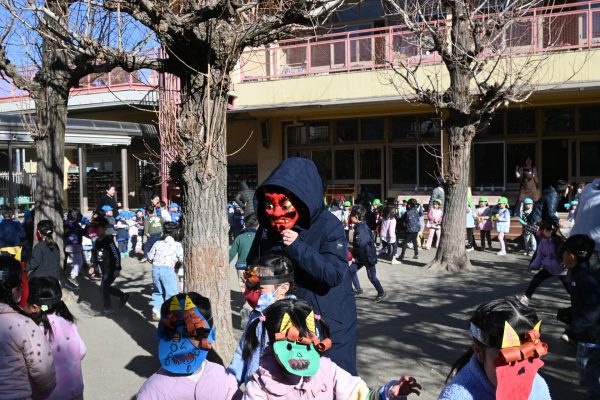 節分　豆まき　２月３日